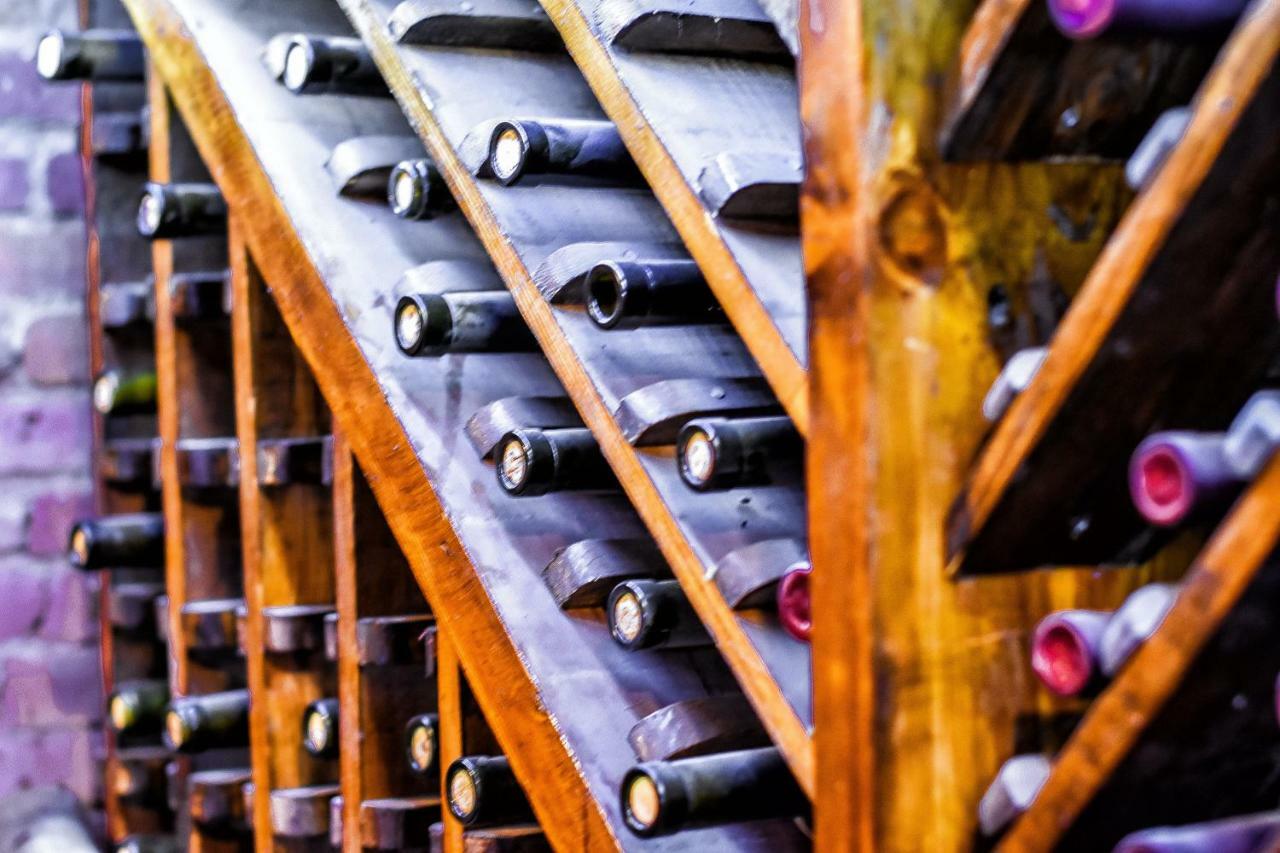 Laliashvilebi's Wine Cellar * 第比利斯